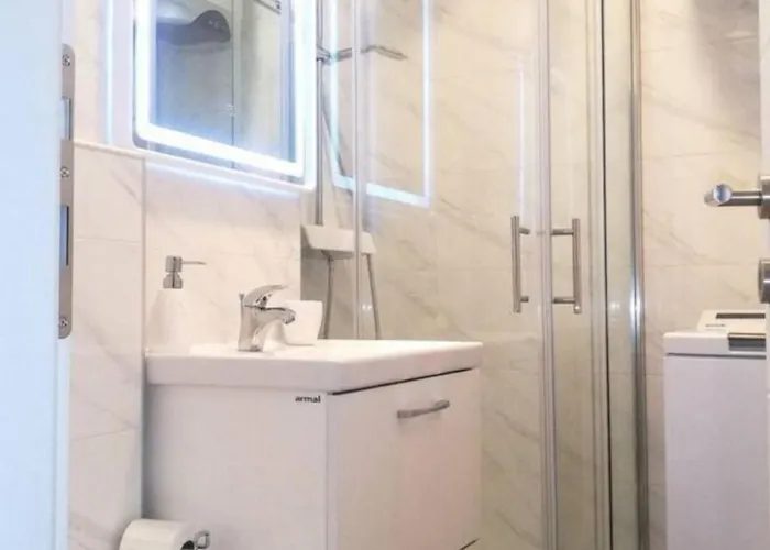 Schoener Urlaub By Interhome Porec